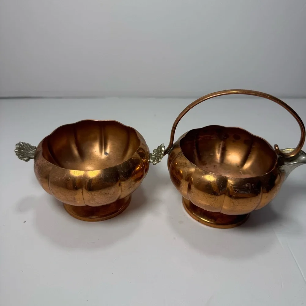 Vintage charming piece